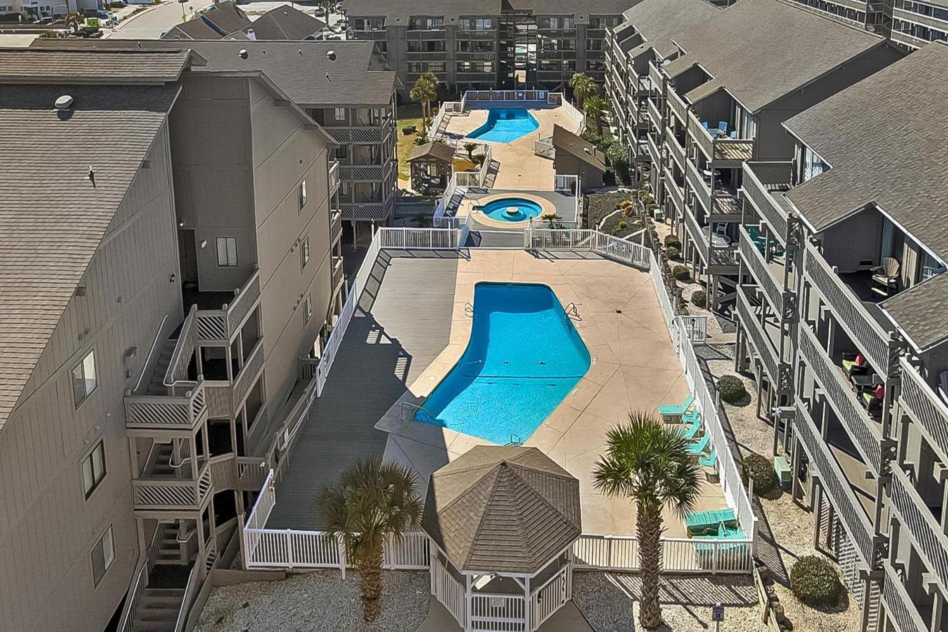 Two Bedroom Steps From The Beach! Shore Dr! Миртъл Бийч Екстериор снимка
