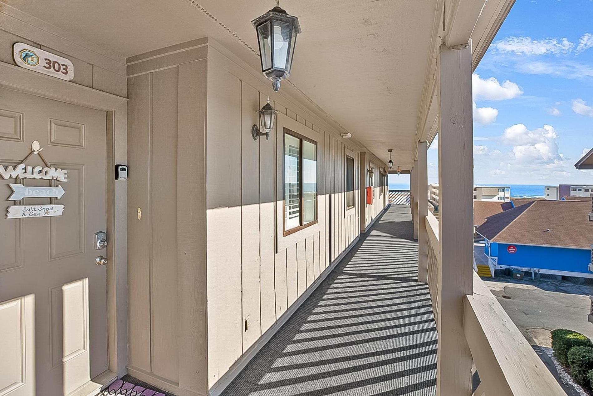 Two Bedroom Steps From The Beach! Shore Dr! Миртъл Бийч Екстериор снимка